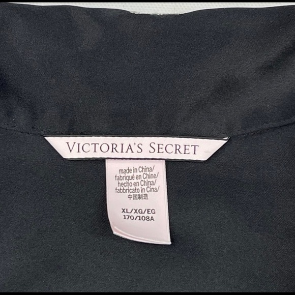 Victoria’s Secret Top Button Silky Pajama Comfy - Picture 8 of 9